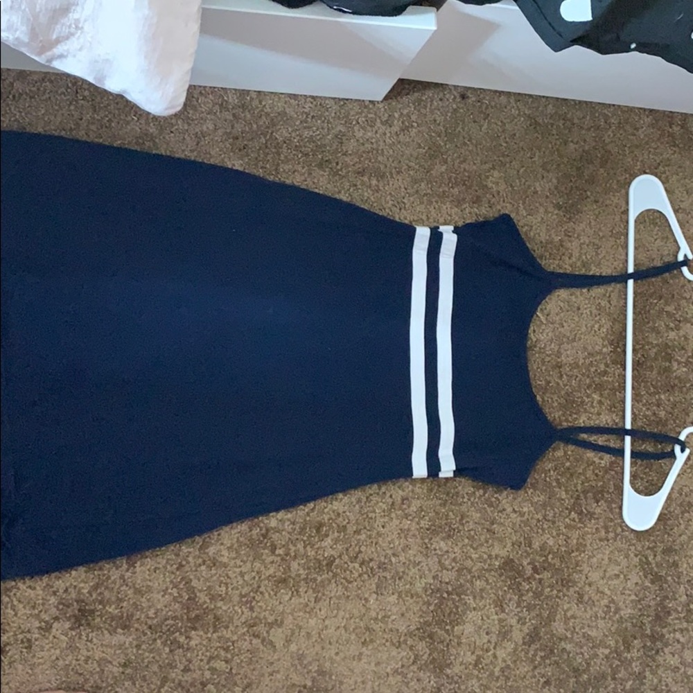 BRANDY TIGHT/FLOWY DRESS